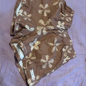 Na wahine lole shell shorts small